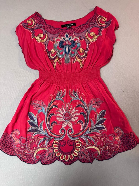 Forever 21 Dresses & Skirts - Y2K Forever 21 Red Embroidered Floral Smocked Waist Tunic Dress